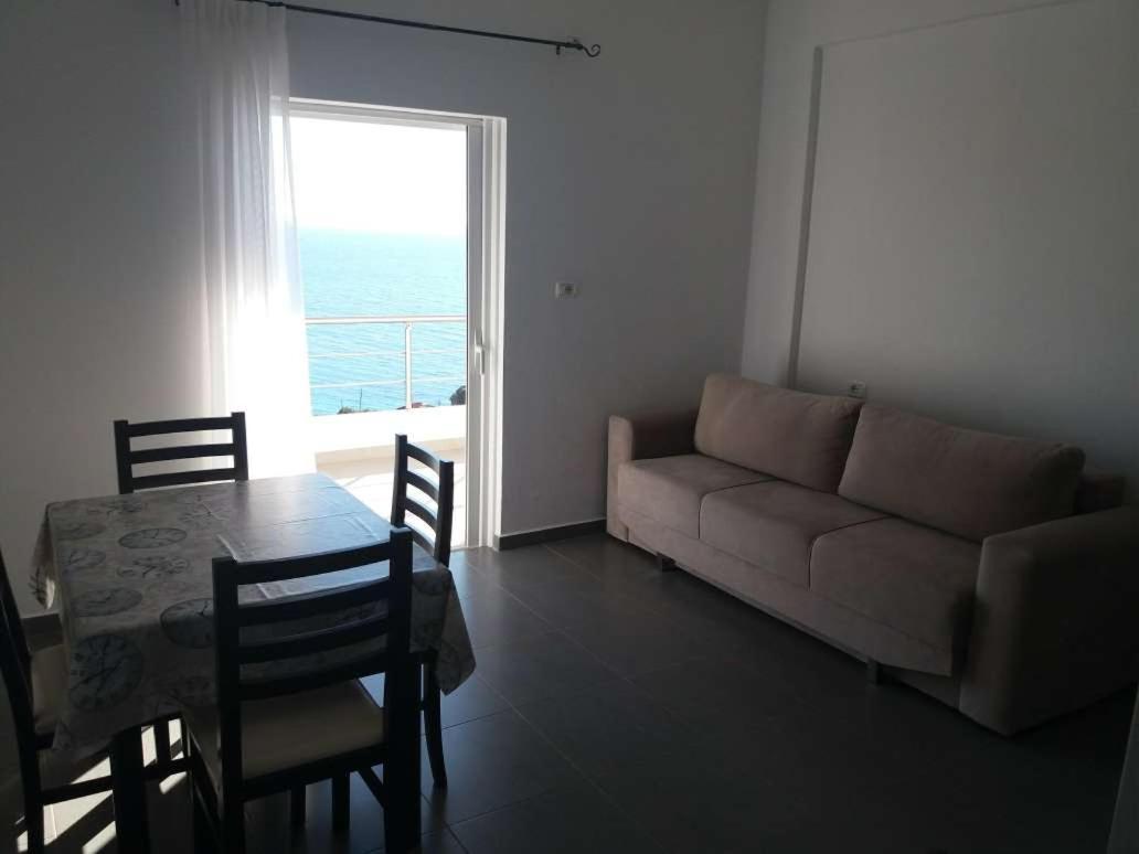 Paradise View Himare Bagian luar foto