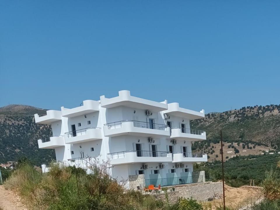 Paradise View Himare Bagian luar foto