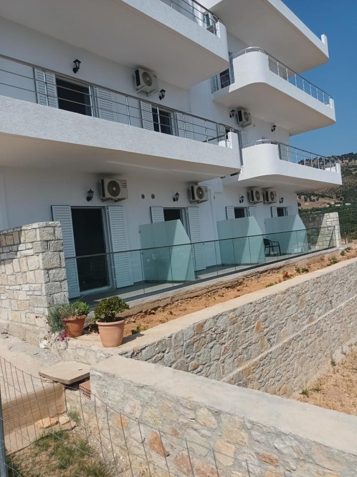 Paradise View Himare Bagian luar foto