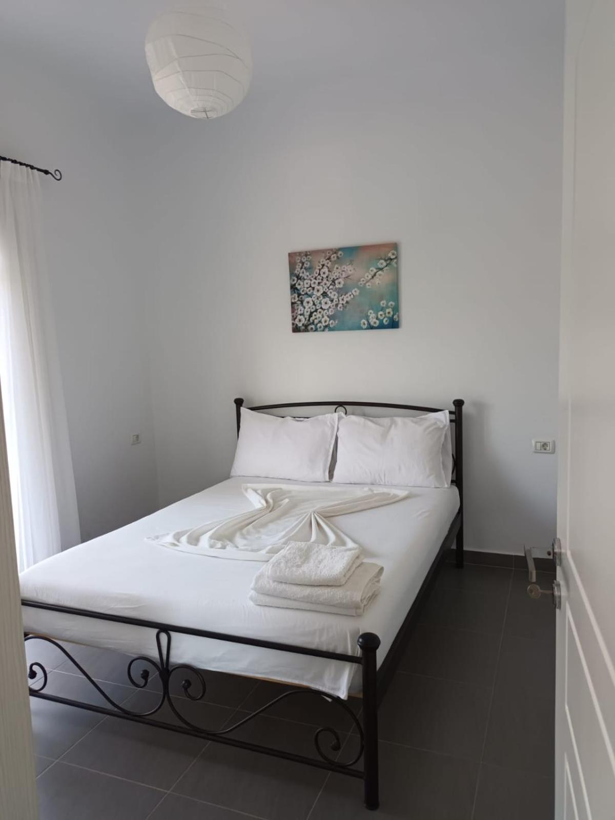 Paradise View Himare Bagian luar foto