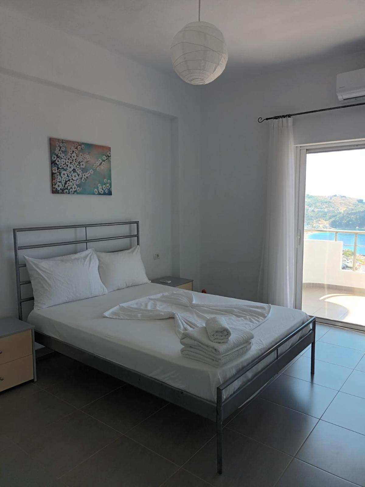 Paradise View Himare Bagian luar foto